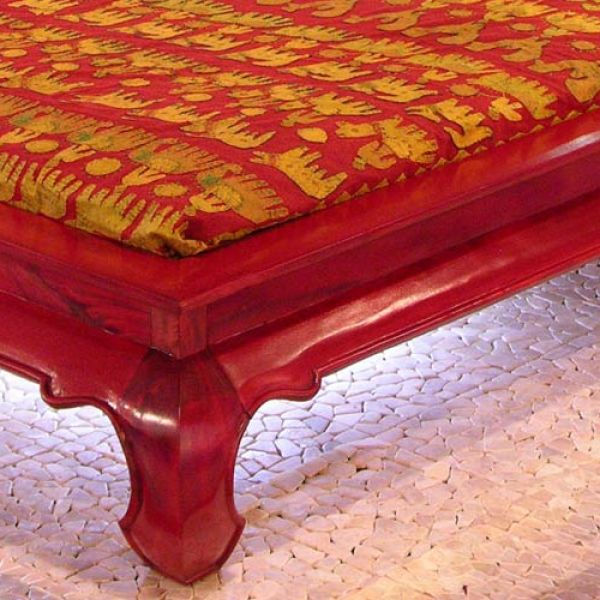 Opium Bett Elegant